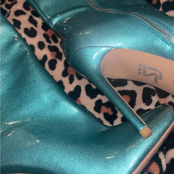 Shane Justin knee high boots - Picture 6 of 7